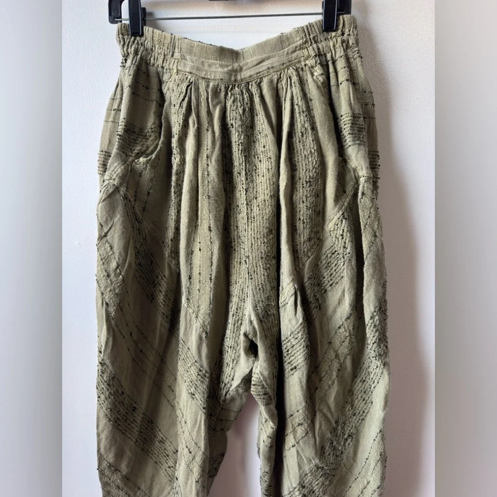 Free People Textured Khaki Joggers - Picture 12 of 12